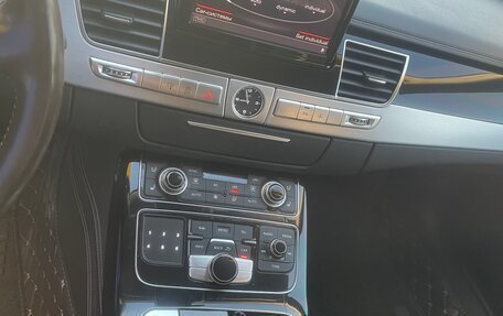 Audi A8, 2011 год, 2 250 000 рублей, 10 фотография