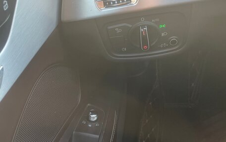 Audi A8, 2011 год, 2 250 000 рублей, 19 фотография