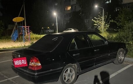 Mercedes-Benz C-Класс, 1994 год, 100 000 рублей, 4 фотография