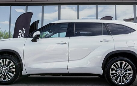 Toyota Highlander, 2024 год, 5 310 000 рублей, 9 фотография