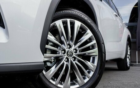 Toyota Highlander, 2024 год, 5 310 000 рублей, 11 фотография
