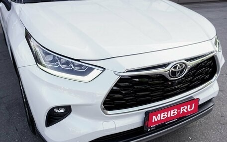 Toyota Highlander, 2024 год, 5 310 000 рублей, 2 фотография