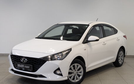 Hyundai Solaris II рестайлинг, 2021 год, 1 650 000 рублей, 1 фотография