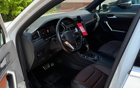 Volkswagen Tiguan II, 2021 год, 3 750 000 рублей, 6 фотография