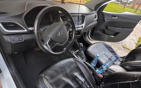 Hyundai Solaris II рестайлинг, 2017 год, 1 200 000 рублей, 5 фотография