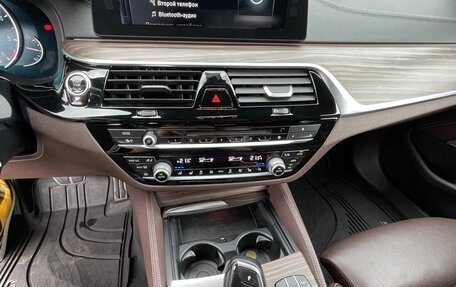 BMW 5 серия, 2017 год, 3 600 000 рублей, 24 фотография