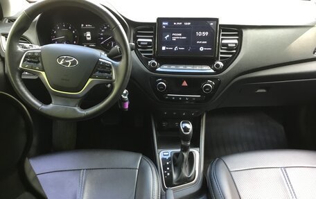 Hyundai Solaris II рестайлинг, 2021 год, 1 780 000 рублей, 11 фотография