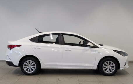 Hyundai Solaris II рестайлинг, 2021 год, 1 650 000 рублей, 4 фотография