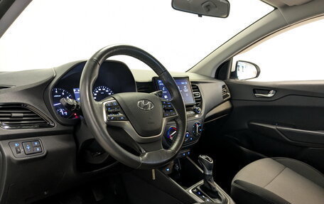 Hyundai Solaris II рестайлинг, 2021 год, 1 650 000 рублей, 16 фотография