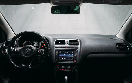 Volkswagen Polo VI (EU Market), 2019 год, 740 000 рублей, 10 фотография