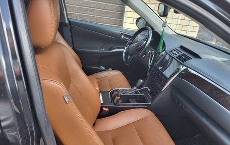 Toyota Camry, 2017 год, 2 150 000 рублей, 16 фотография