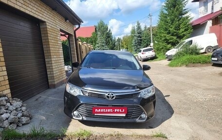 Toyota Camry, 2017 год, 2 150 000 рублей, 12 фотография