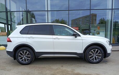 Volkswagen Tiguan II, 2019 год, 2 446 800 рублей, 5 фотография