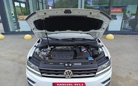 Volkswagen Tiguan II, 2019 год, 2 446 800 рублей, 11 фотография