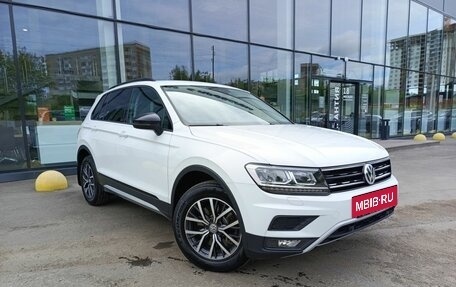 Volkswagen Tiguan II, 2019 год, 2 446 800 рублей, 3 фотография