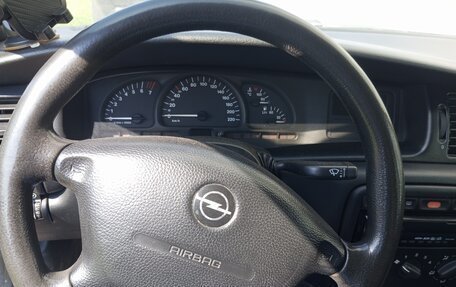 Opel Vectra B рестайлинг, 1996 год, 250 000 рублей, 2 фотография