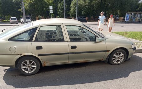 Opel Vectra B рестайлинг, 1996 год, 250 000 рублей, 10 фотография