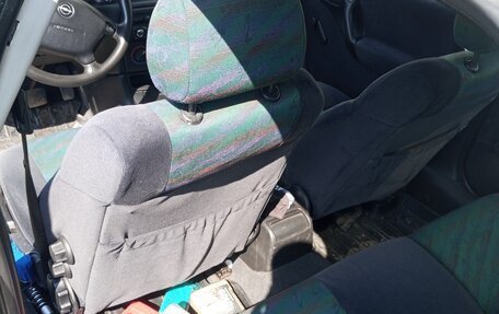Opel Vectra B рестайлинг, 1996 год, 250 000 рублей, 12 фотография