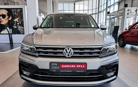 Volkswagen Tiguan II, 2020 год, 3 470 000 рублей, 2 фотография