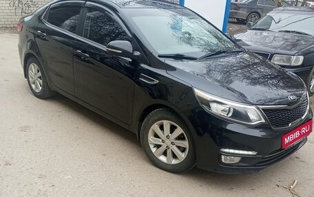KIA Rio III рестайлинг, 2016 год, 1 050 000 рублей, 1 фотография