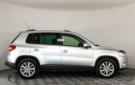 Volkswagen Tiguan I, 2010 год, 1 049 000 рублей, 4 фотография