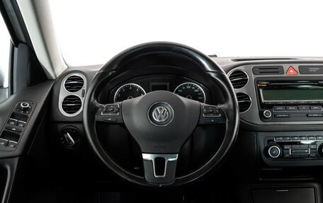 Volkswagen Tiguan I, 2010 год, 1 049 000 рублей, 11 фотография