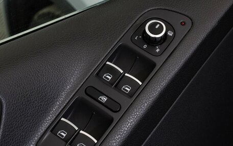 Volkswagen Tiguan I, 2010 год, 1 049 000 рублей, 15 фотография