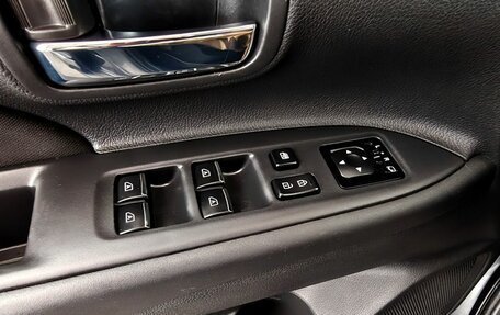 Mitsubishi Outlander III рестайлинг 3, 2019 год, 2 077 000 рублей, 16 фотография