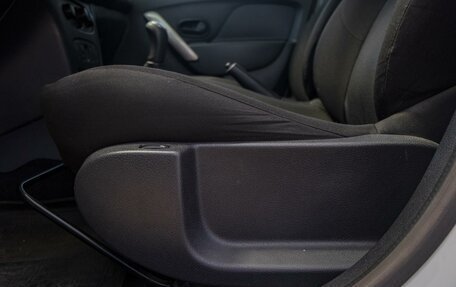 Renault Sandero II рестайлинг, 2014 год, 1 100 000 рублей, 24 фотография
