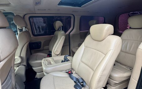 Hyundai Grand Starex Grand Starex I рестайлинг 2, 2011 год, 1 650 000 рублей, 12 фотография