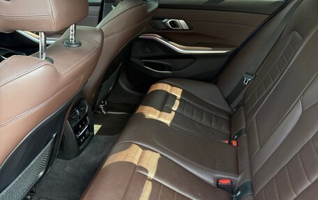 BMW 3 серия, 2019 год, 5 400 000 рублей, 3 фотография