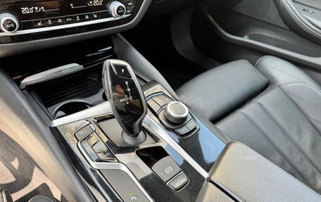 BMW 5 серия, 2019 год, 2 480 000 рублей, 13 фотография
