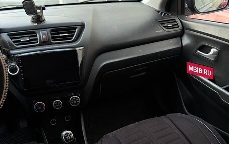 KIA Rio III рестайлинг, 2015 год, 999 000 рублей, 6 фотография