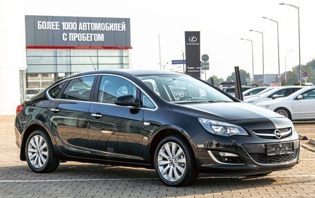 Opel Astra J, 2013 год, 855 000 рублей, 3 фотография