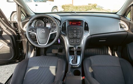 Opel Astra J, 2013 год, 855 000 рублей, 16 фотография