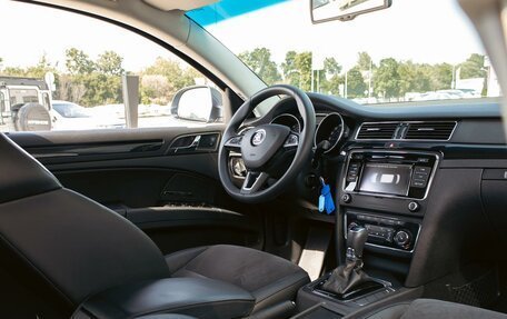 Skoda Superb III рестайлинг, 2014 год, 1 195 000 рублей, 19 фотография