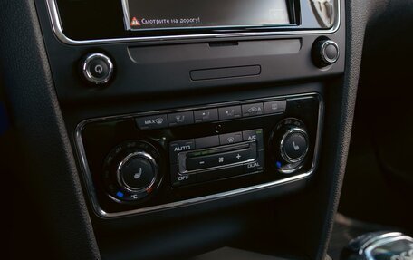 Skoda Superb III рестайлинг, 2014 год, 1 195 000 рублей, 17 фотография