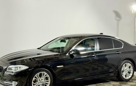 BMW 5 серия, 2012 год, 1 580 000 рублей, 4 фотография