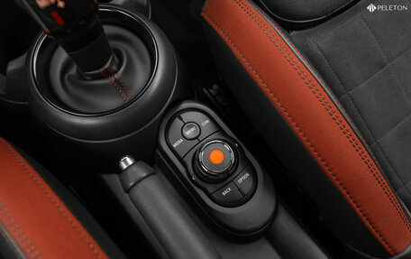 MINI Hatch, 2018 год, 2 880 000 рублей, 22 фотография