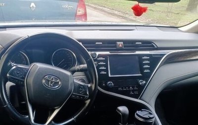 Toyota Camry, 2018 год, 2 000 000 рублей, 1 фотография