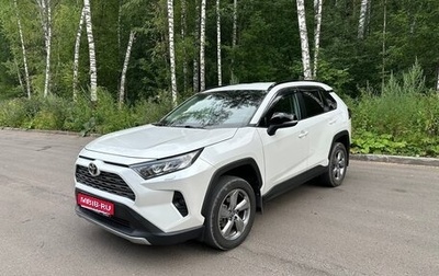 Toyota RAV4, 2021 год, 3 750 000 рублей, 1 фотография