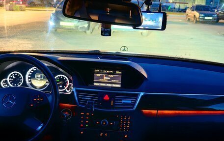 Mercedes-Benz E-Класс, 2011 год, 1 500 000 рублей, 18 фотография