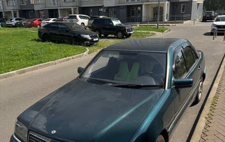 Mercedes-Benz C-Класс, 1994 год, 400 000 рублей, 4 фотография