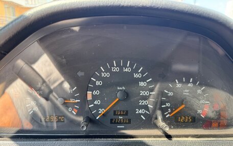 Mercedes-Benz C-Класс, 1994 год, 400 000 рублей, 7 фотография