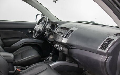 Mitsubishi Outlander III рестайлинг 3, 2007 год, 841 000 рублей, 9 фотография