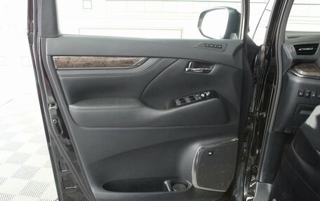 Toyota Alphard III, 2021 год, 6 590 000 рублей, 15 фотография