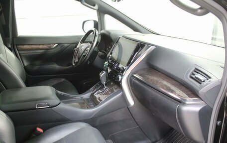 Toyota Alphard III, 2021 год, 6 590 000 рублей, 30 фотография