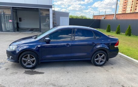 Volkswagen Polo VI (EU Market), 2012 год, 850 000 рублей, 2 фотография