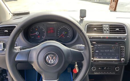 Volkswagen Polo VI (EU Market), 2012 год, 850 000 рублей, 12 фотография