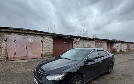 Toyota Camry, 2017 год, 2 150 000 рублей, 2 фотография